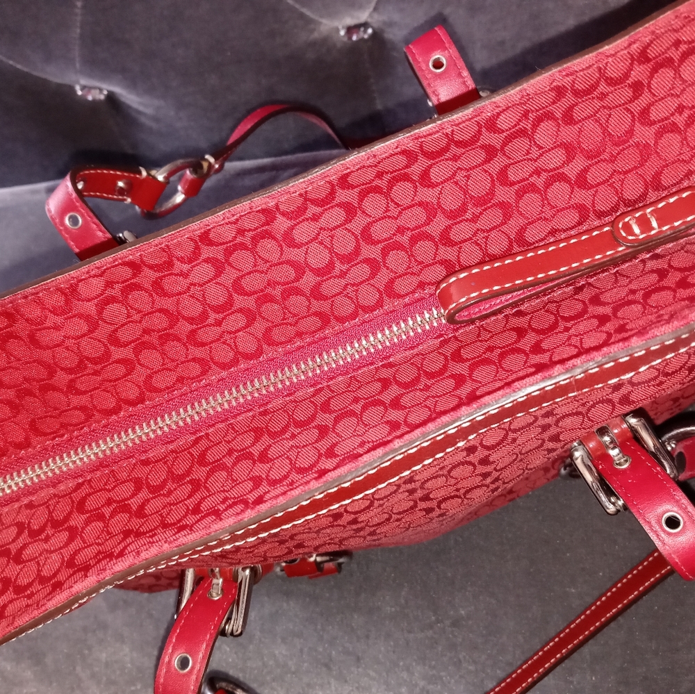 Coach Purse - Picture 4 of 6